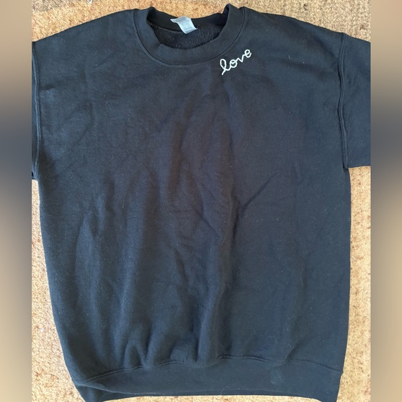 Gildan Heavy Blend Black Sweatshirt with “Love” Embroidery - Picture 1 of 4